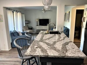 Smart TV, offices - Admiral's Row Villa 140 - Only Steps from the Beach (Hilton Head Island)