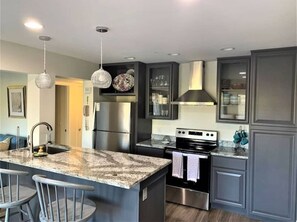 Fridge, microwave, stovetop, dishwasher - Admiral's Row Villa 140 - Only Steps from the Beach (Hilton Head Island)