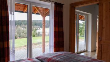 2 dormitorios, cuna de viaje, wifi gratis y ropa de cama