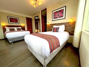 6 bedrooms, WiFi, bed sheets