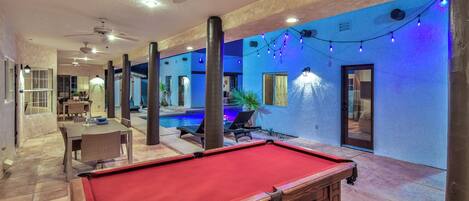 Luxury House, Multiple Bedrooms, Private Pool, Golf View | Terrace/patio
