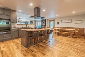 Kitchen islands