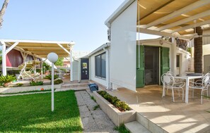 Outdoor dining - Amazing home in Scicli (Scicli)