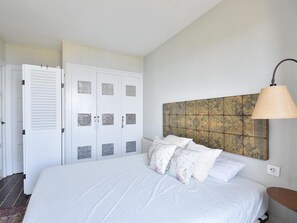 1 bedroom, Internet