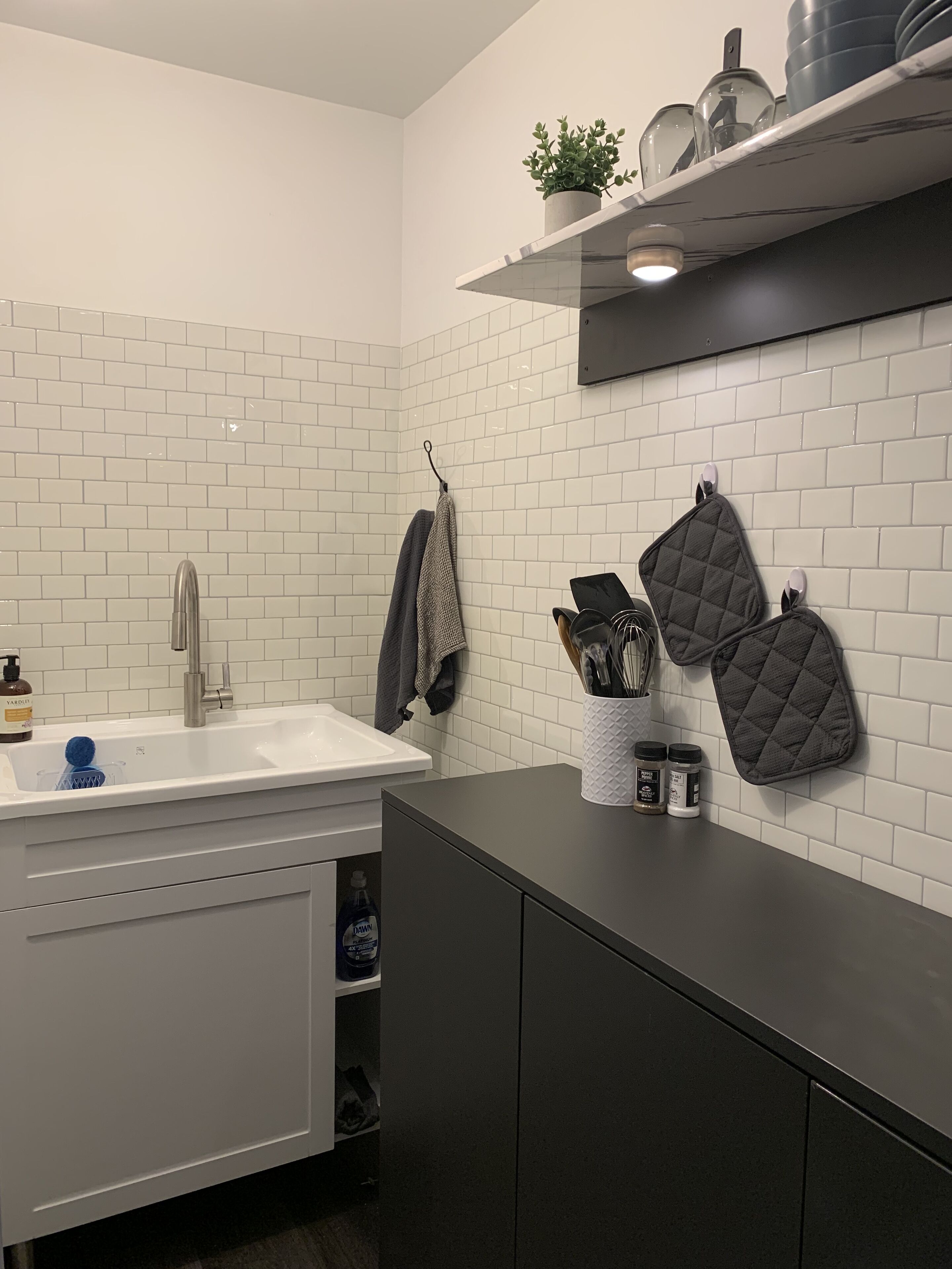 Casa Moderna • Cozy suburban retreat • Free Parking • Close to Montreal DownTown