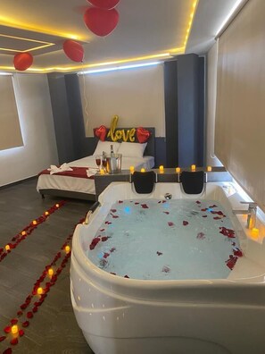 Exclusive Room | Free WiFi