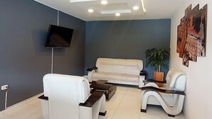Unclassified image, 5 of 18, button - Hotel San Francisco  (Ocaña)