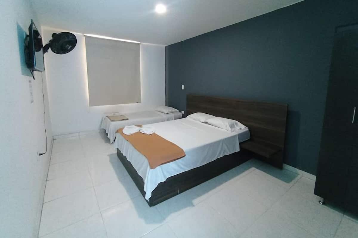 Family Twin Room | Free WiFi