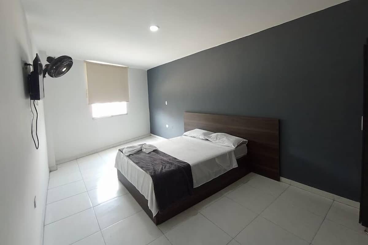 Economy Single Room | Free WiFi