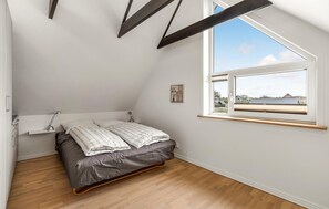 2 bedrooms, free WiFi