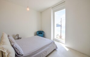 4 bedrooms, free WiFi