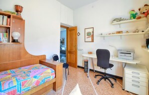 2 dormitoris, planxa i posts de planxar, wifi gratuïta i roba de llit 