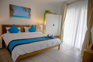 2 bedrooms, iron/ironing board, free WiFi, bed sheets - Arena Condominium Aruba - Unit 15 (Noord)