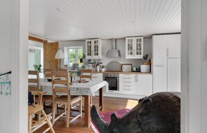 Dining - 2 bedroom pet friendly home in Samsø (Samsø)