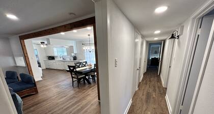 Dolphin Place | Spacious home/ backyard and centrally located | 3 Bed | 2 Bath |