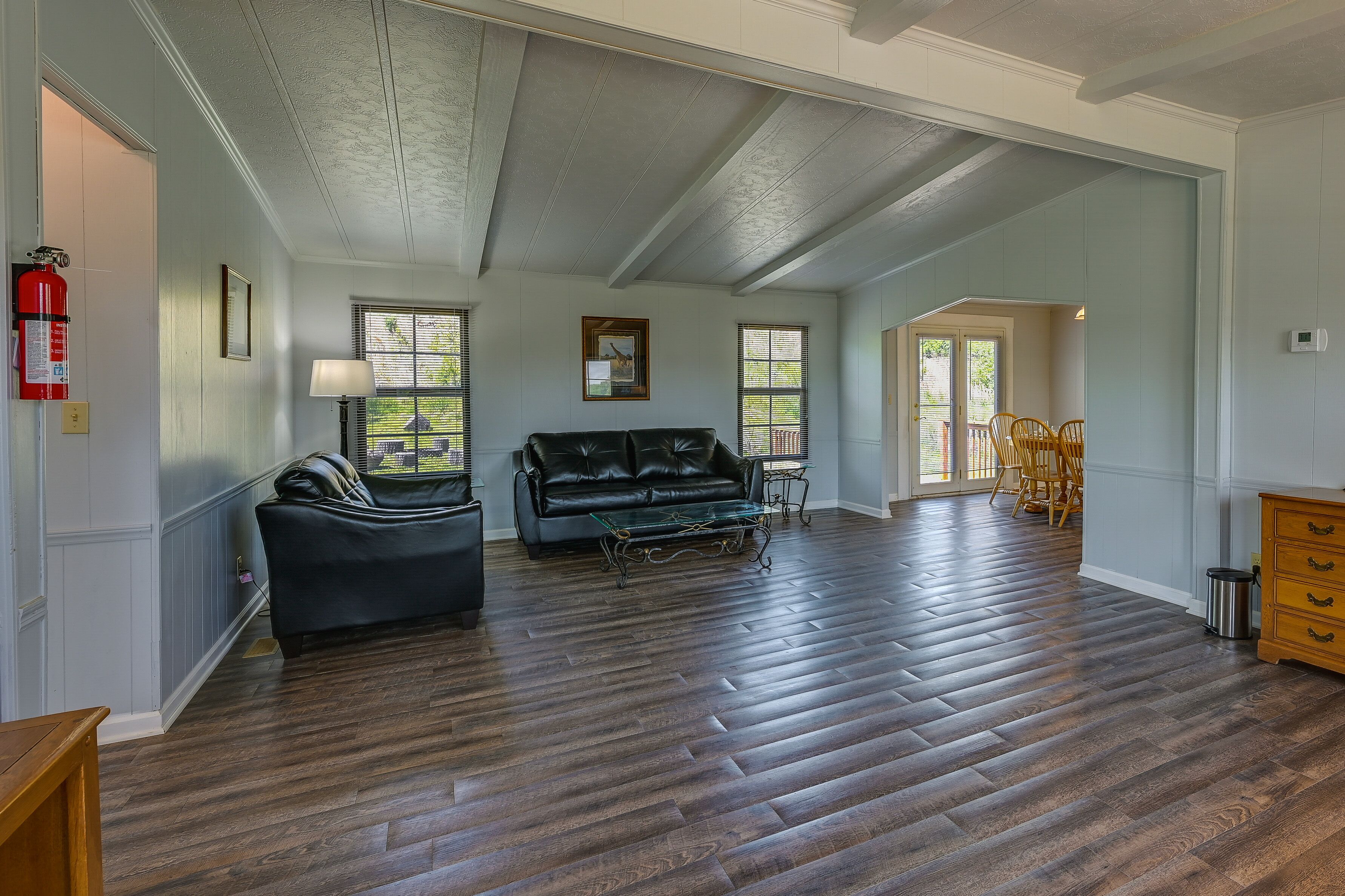 Quaint Asheboro Home ~ 1 Mi to North Carolina Zoo!