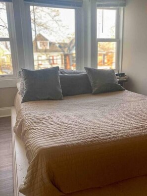 Fer et planche à repasser, Wi-Fi, draps fournis