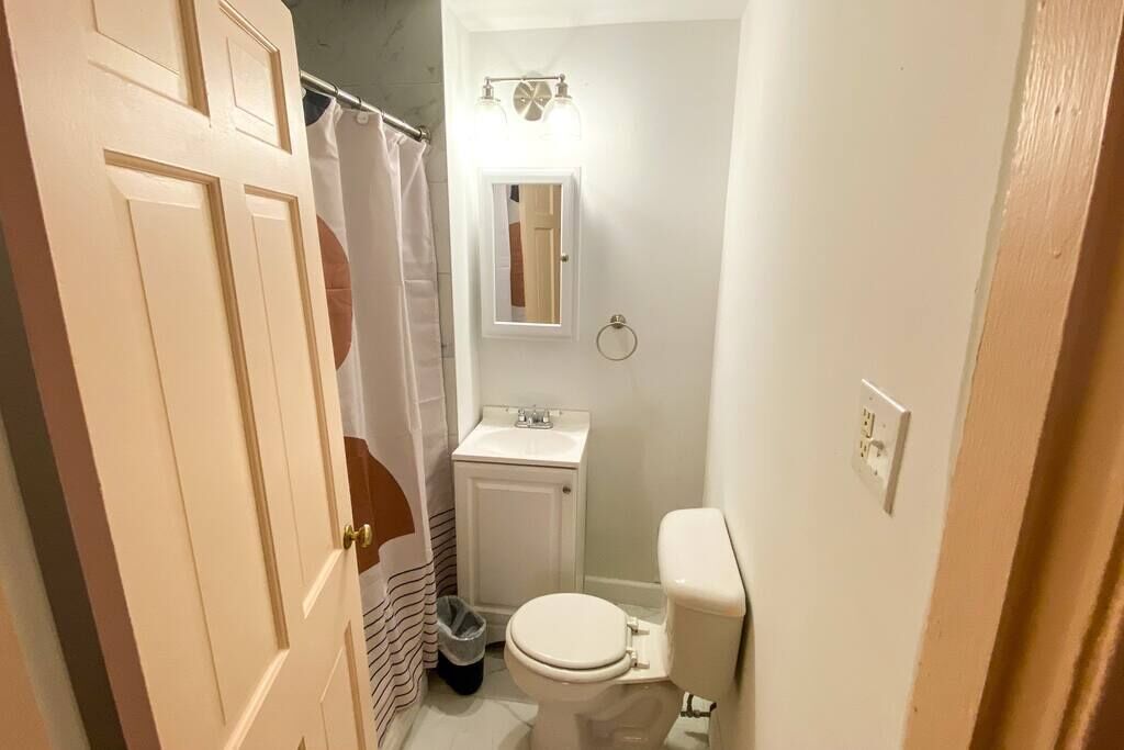 Retro Chic 70s studio in the Heart of the City