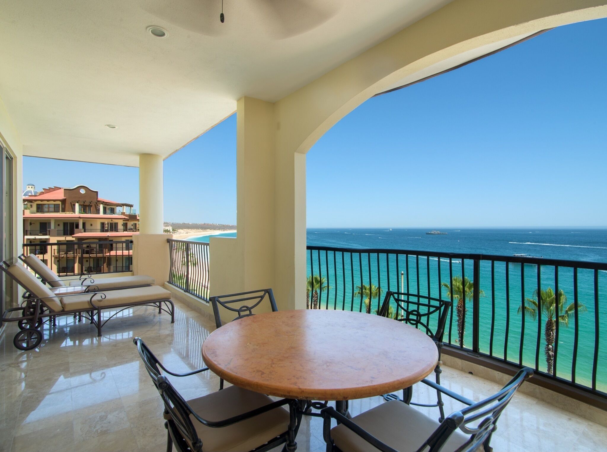 Arco located on the pristine medano beach