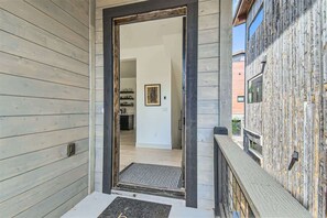 Exterior detail - Brand New Home| Walk to Town | Close to Skiing (Silverthorne)