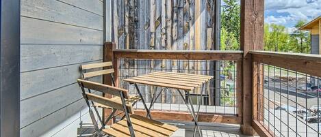 تناول الطعام بالخارج