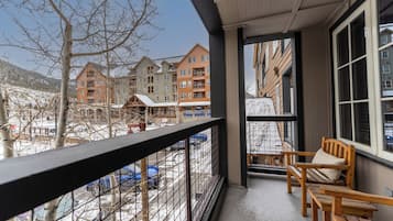 Apartment (2 Bedrooms) | Exterior