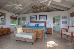 4 chambres, fer et planche à repasser, Wi-Fi, literie fournie