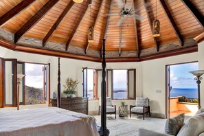 6 bedrooms, desk, iron/ironing board, travel cot