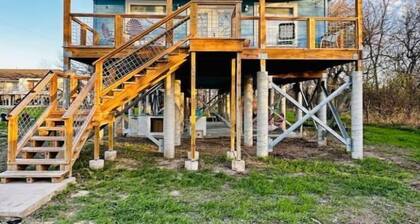 The Lux Blanco River Retreat