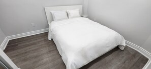 2 dormitorios, tabla de planchar con plancha, wifi gratis y ropa de cama