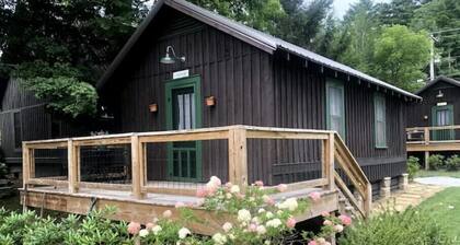 The Birch Cabin - Part of Cashiers Lake Cabins
