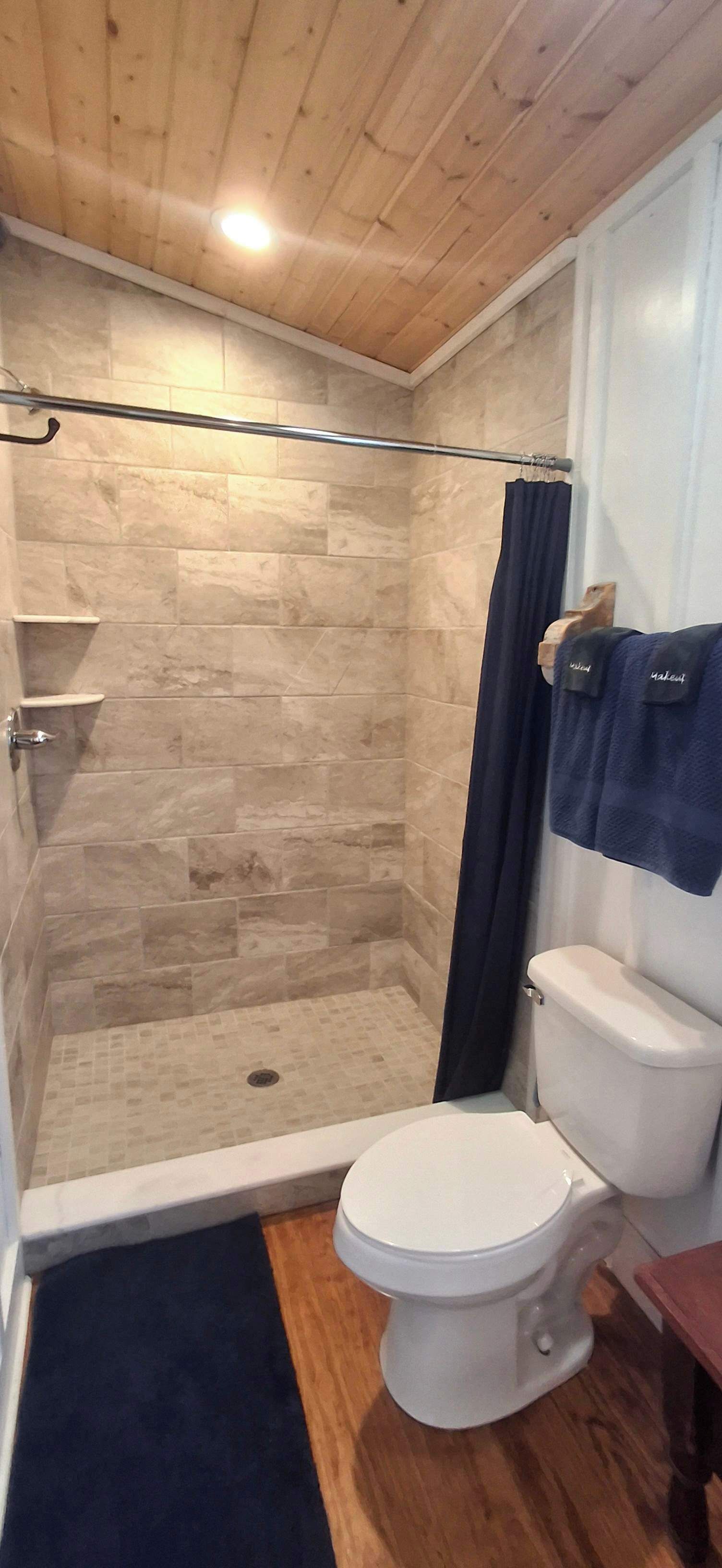 Shower, towels
