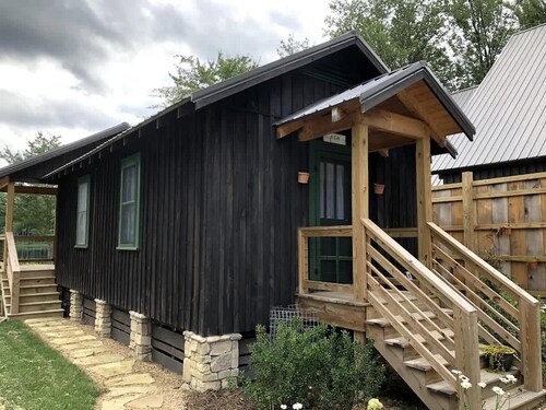 The Dogwood Cabin | Cozy Stay Near Cashiers