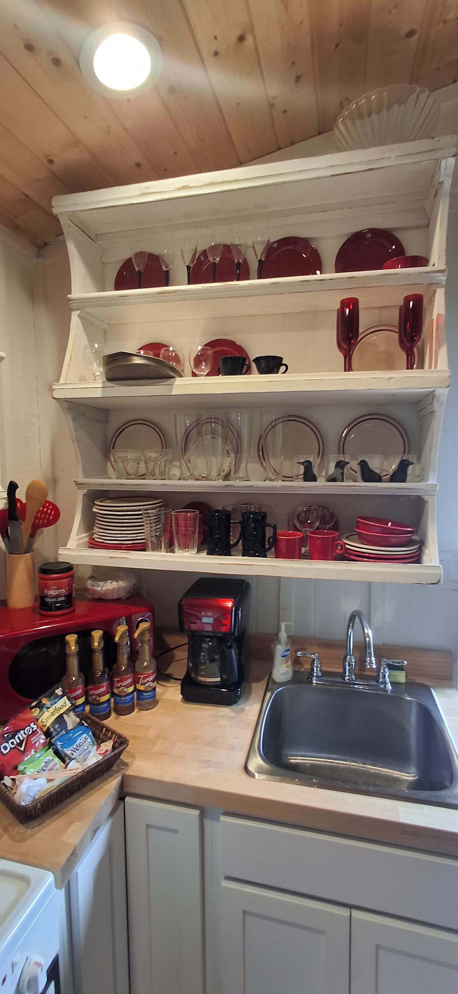 Coffee/tea maker, oven, toaster, cookware/dishes/utensils