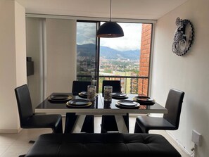 Dining room - luxury rooftop in poblado (Medellín)