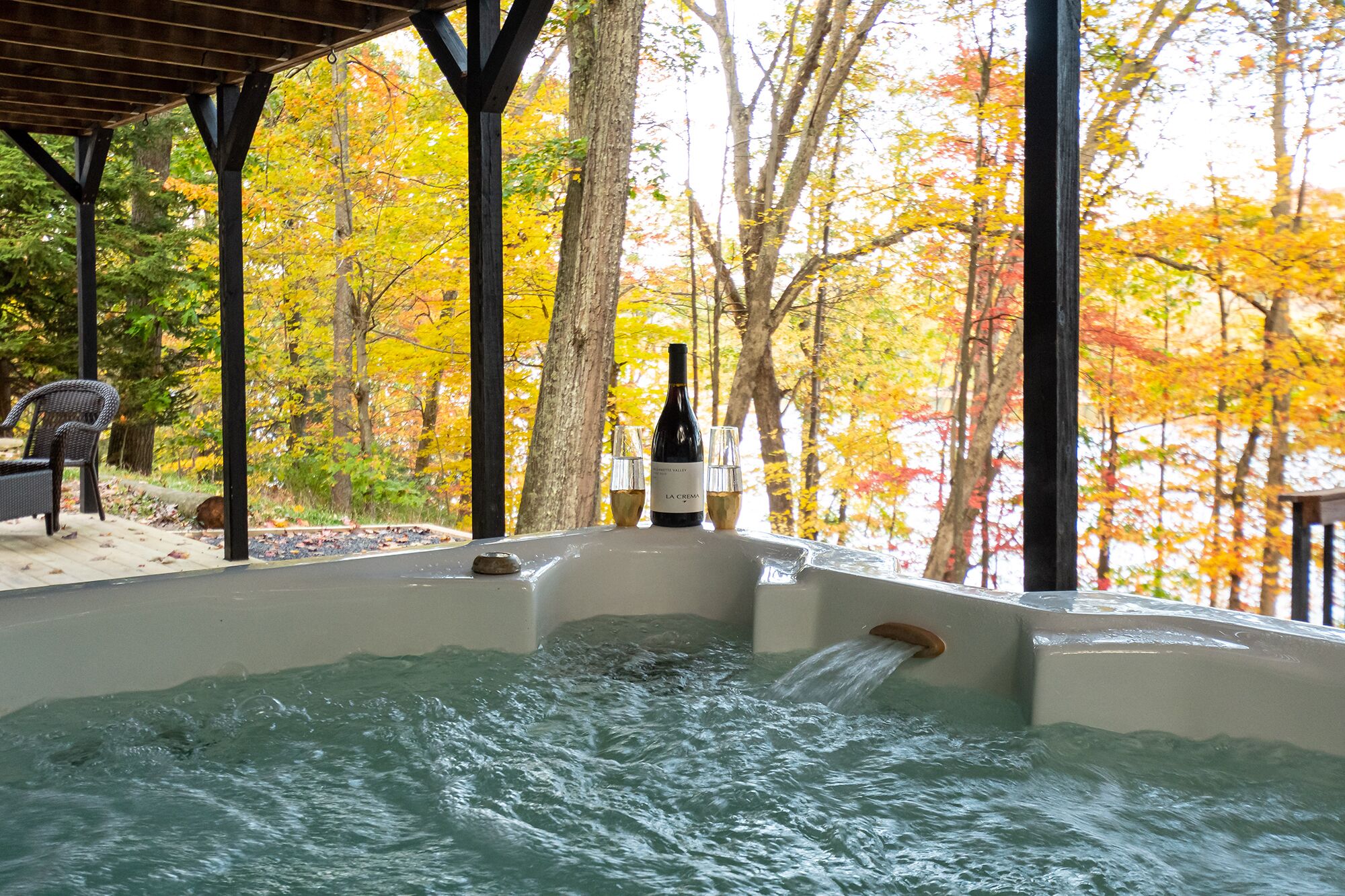 Bain à remous extérieur