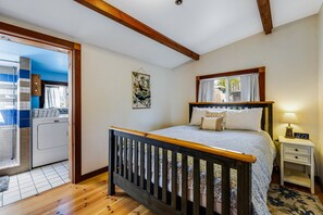 2 Schlafzimmer, Bügeleisen/Bügelbrett, WLAN, Bettwäsche