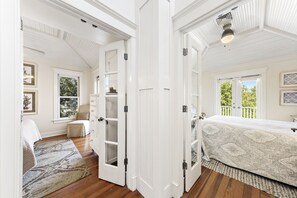 6 Schlafzimmer, Bügeleisen/Bügelbrett, WLAN, Bettwäsche