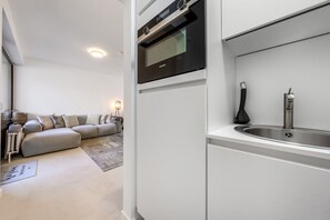 Interior - Frisch Renovierte Ferienwohnung in Direkter Strandlage mit Westbalkon - Haus Delphin (Hörnum (Sylt))