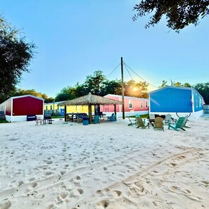 Property grounds - Sum Beaches Paradise Cottage 8 (Navarre)