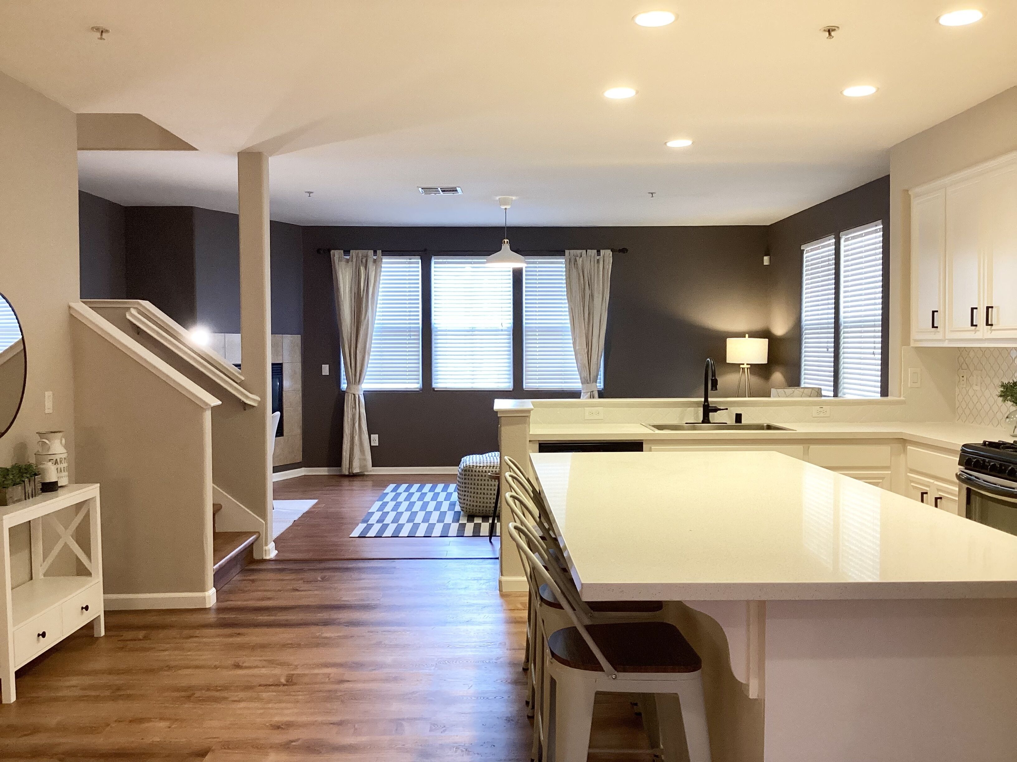 Spectacular Luxury 4BR / 3.5BA Ideal Location Near SF, Berkeley and Oakland.