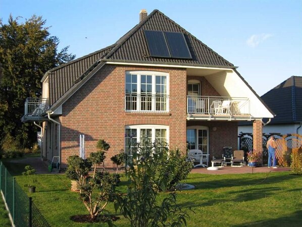 Exterior - Relax on 75 square meters in the Hansehuus, for 5 people, on the sunny island of Usedom. - (Zempin)