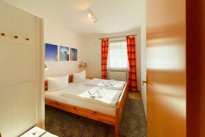 2 dormitorios, Internet, ropa de cama