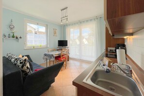 Televisie en een tafeltennistafel