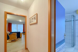 Interior - "Pure relaxation: your dream vacation apartment on the Baltic Sea awaits you!" - (Loddin)