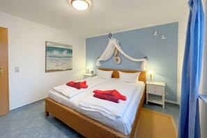 2 bedrooms, WiFi, bed sheets