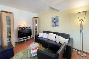 Unclassified image, 5 of 20, button