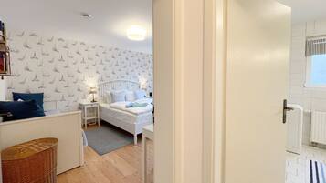 1 Schlafzimmer, Schreibtisch, Bügeleisen/Bügelbrett, WLAN
