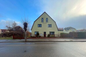 Exterior - 30qm Große Ferienferienwohnung für 2 Personen Geeignet. - Haus Antje (Loddin)