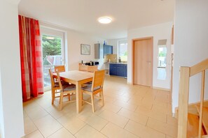 Unclassified image, 3 of 25, button - Stilvoll Genießen, auf 75qm, für bis zu 4 Personen, auf der Sonneninsel Usedom. - An den Kreischen (Ückeritz)